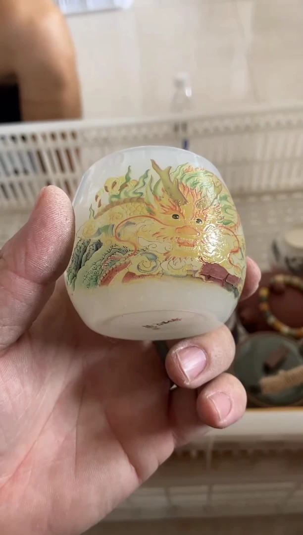 杯无运费险有瑕疵的摄影的产品有使用过的痕迹有点脏介意勿拍