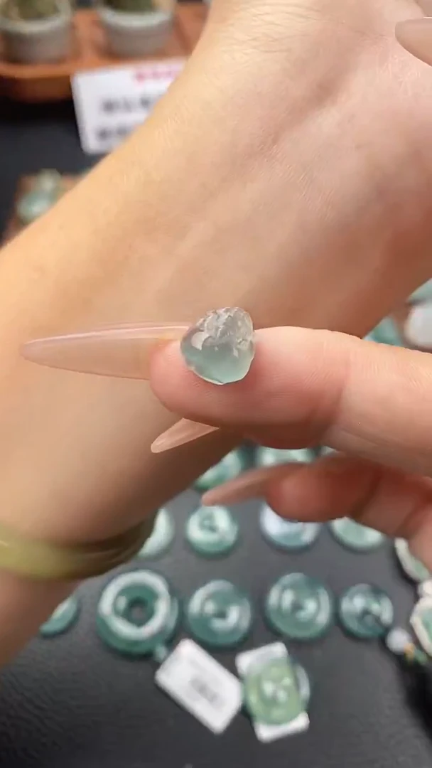 颈饰未镶嵌翡翠貔貅福利款