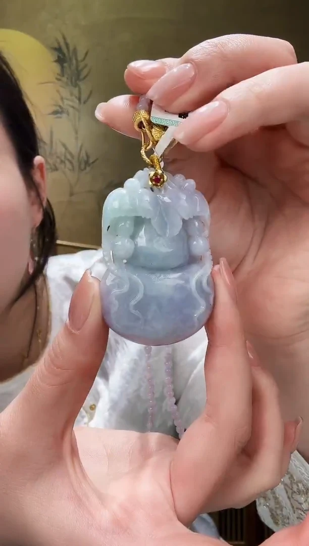 颈饰未镶嵌翡翠吊坠