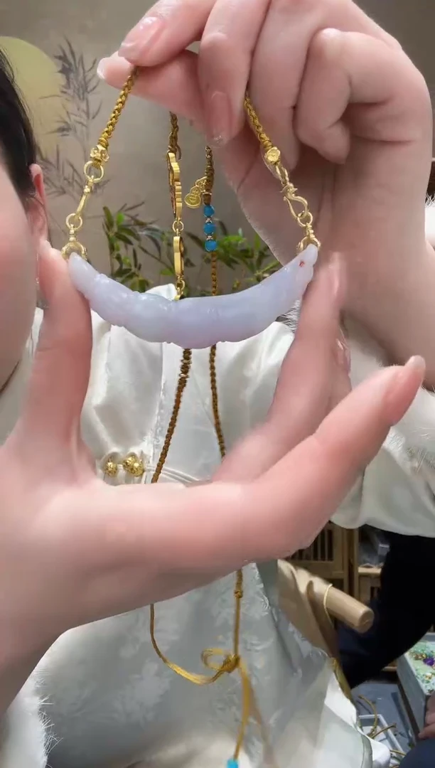 【闪购商品】翡翠颈饰未镶嵌吊坠