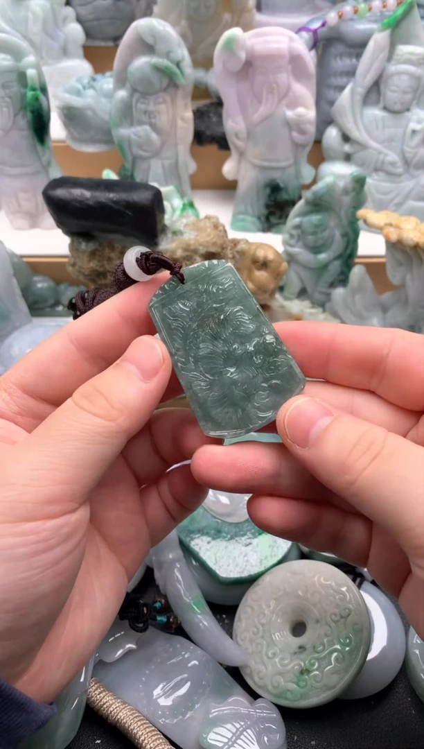 吊坠(不含链)未镶嵌翡翠1