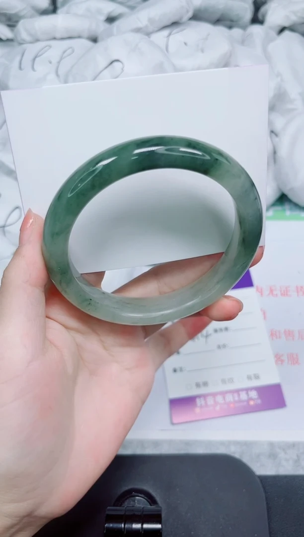 石英质玉手镯未镶嵌77-64