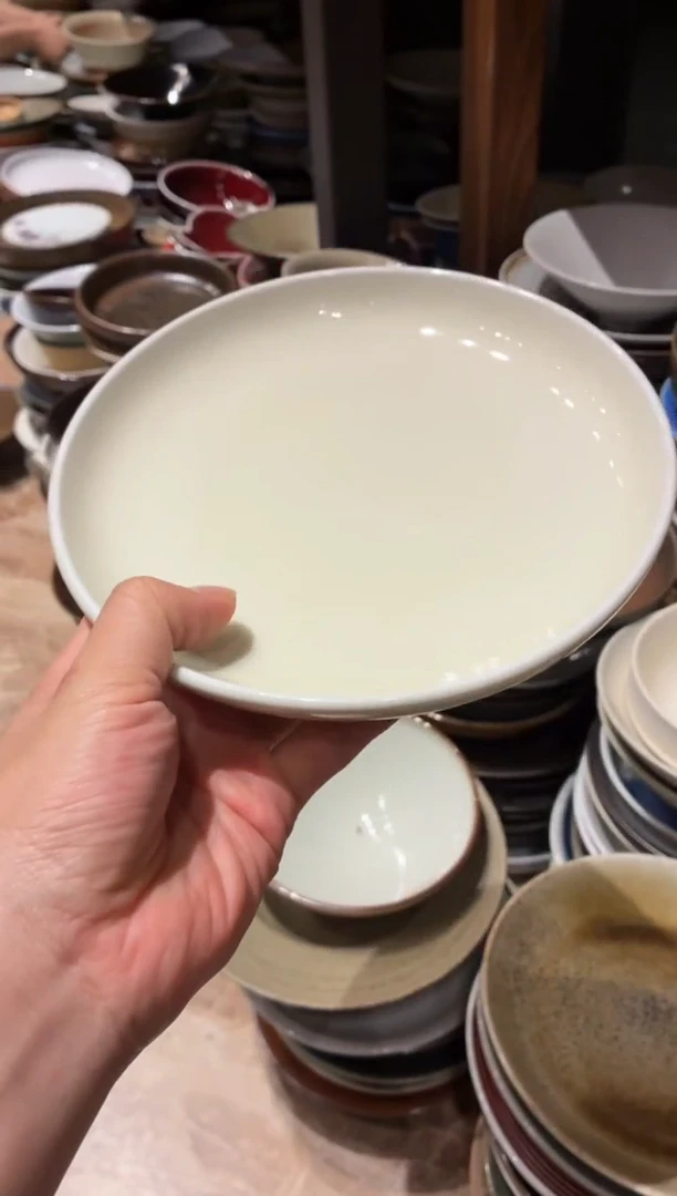 瓷片繁*958微瑕定白立口盘1个