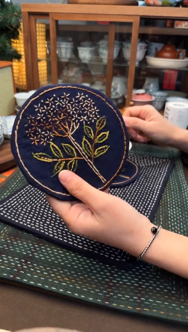 【闪购商品】织绣Cici手作刺子绣植物染柿染茶席-377