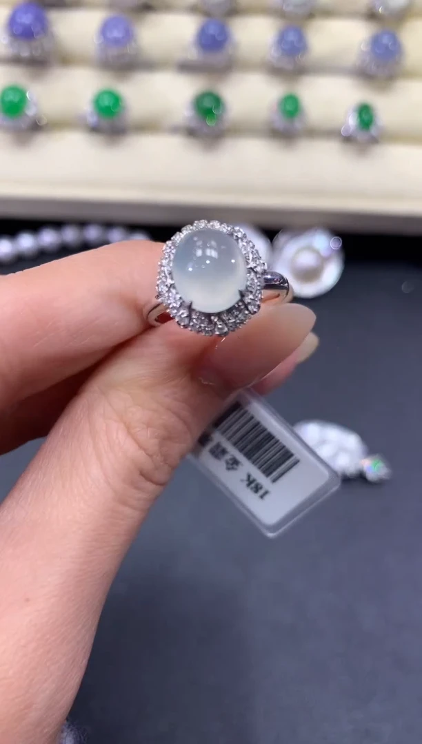 【闪购商品】翡翠戒指18K金镶嵌a181