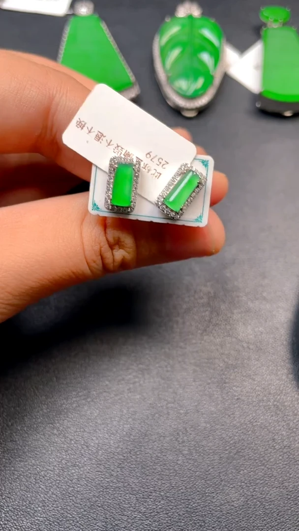 吊坠(不含链)银S925镶嵌翡翠耳钉