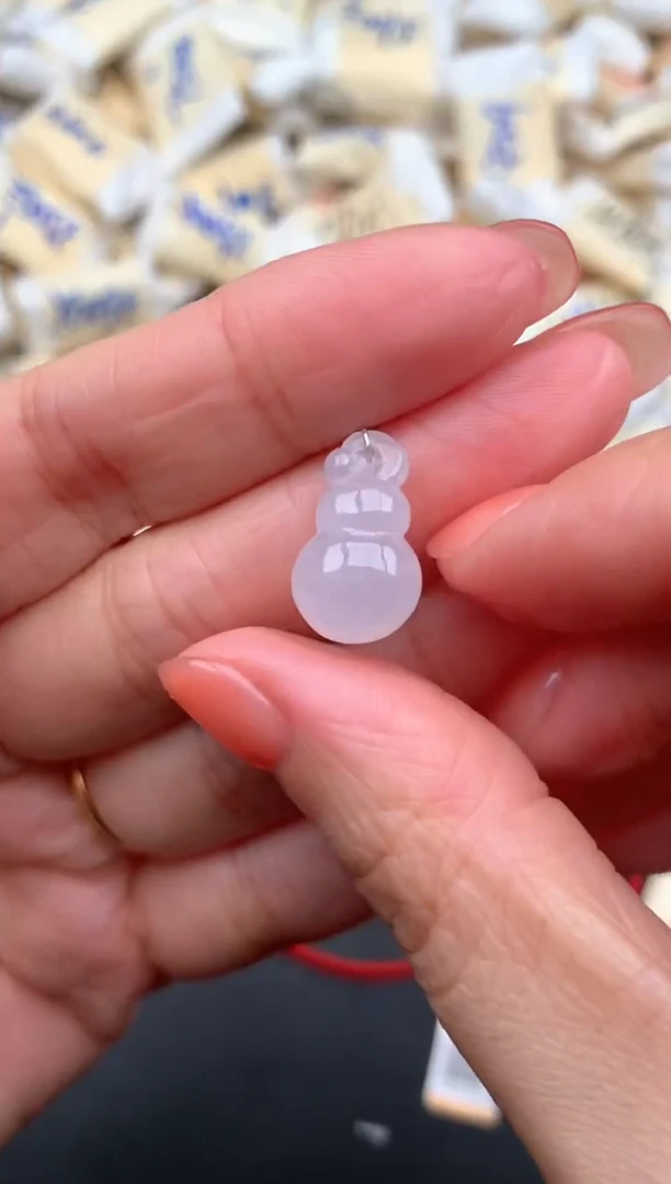 未镶嵌挂件翡翠—