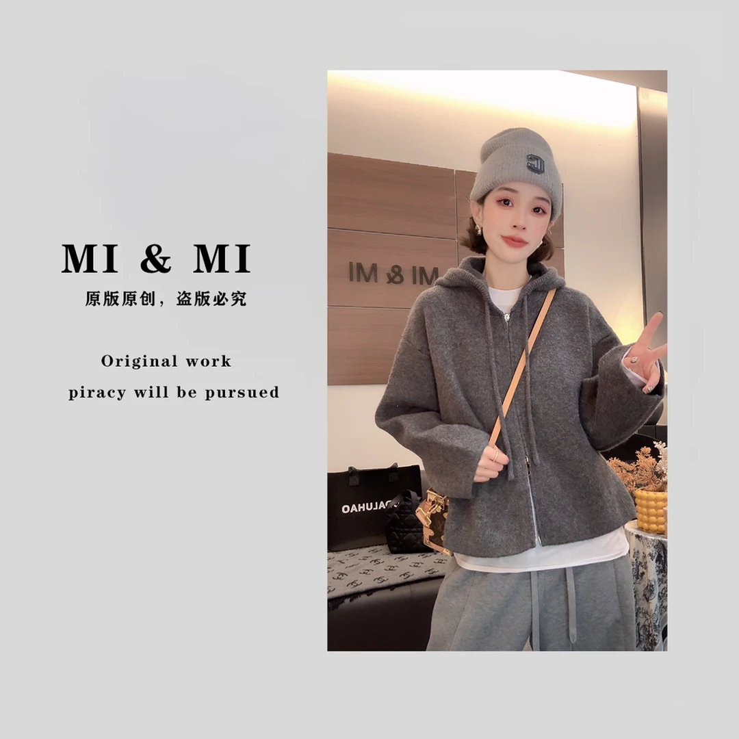 【米米服饰】2025秋冬“绵羊毛”慵懒感拉链连帽毛衣外套 2502-343