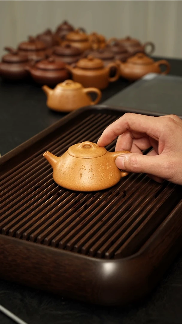 茶壶紫砂老宕口黄金段曼生140cc完美