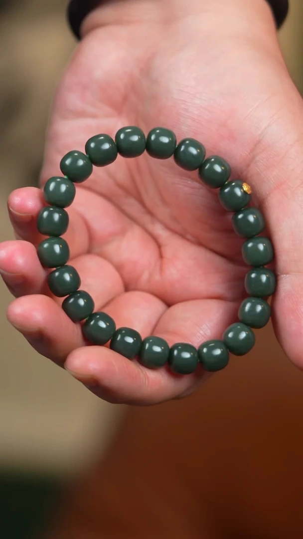 手链未镶嵌和田玉10mm叶城青玉 特细