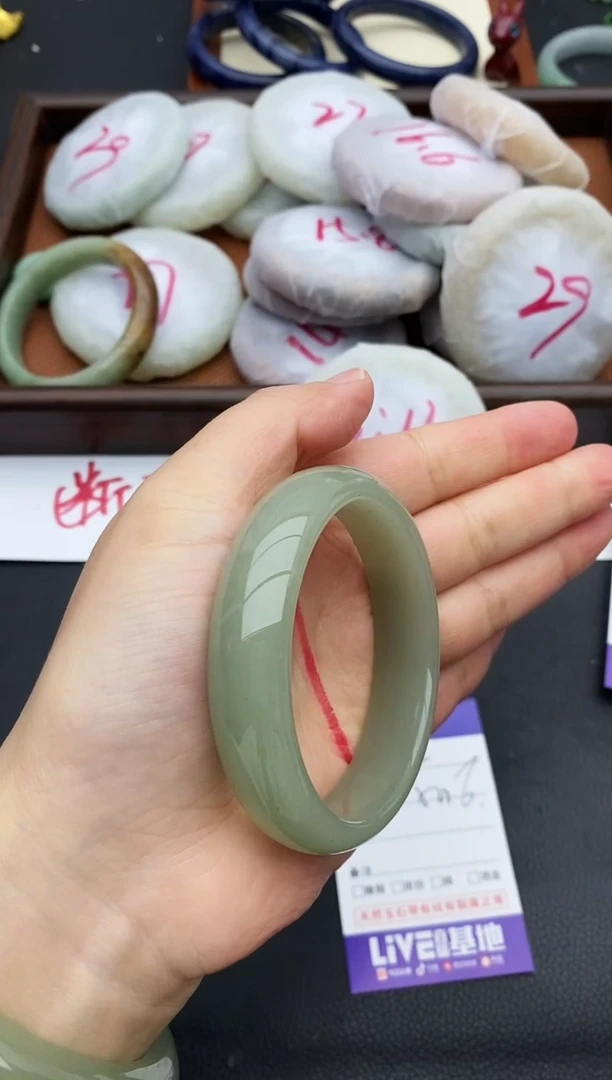 未镶嵌手镯石英质玉92+55/56