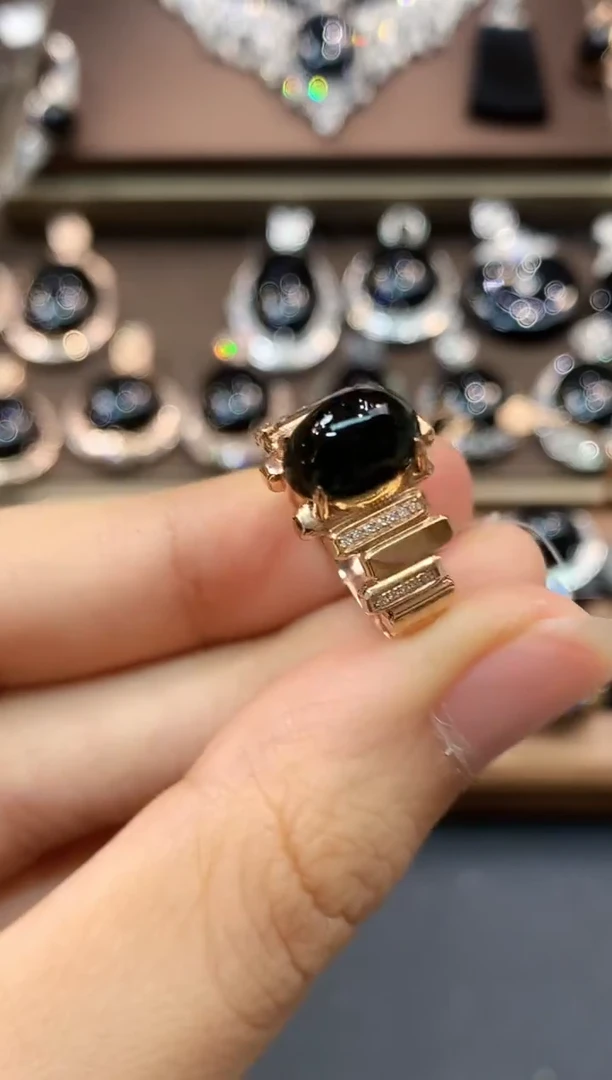 18K金镶嵌戒指翡翠C66