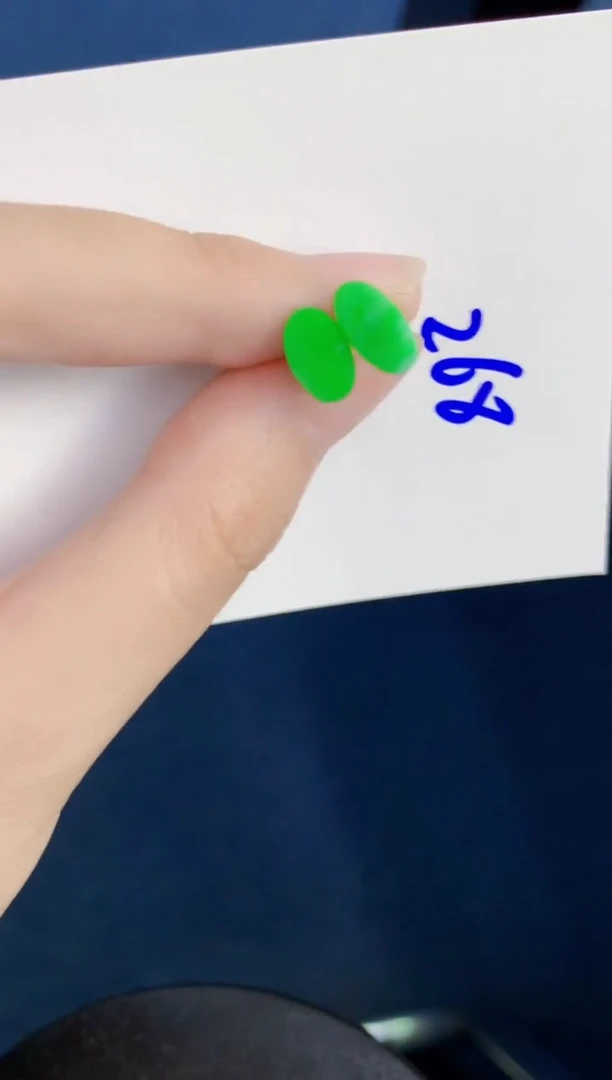 颈饰18K金镶嵌翡翠天然翡翠缅甸A货