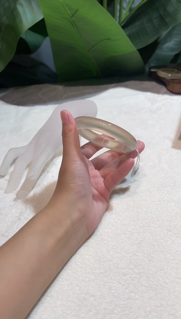 手镯玛瑙/玉髓未镶嵌57.8鉴赏期48小时