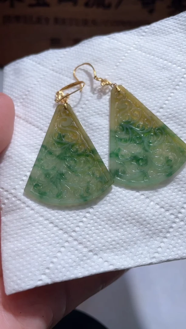 翡翠18K金镶嵌耳饰15.......