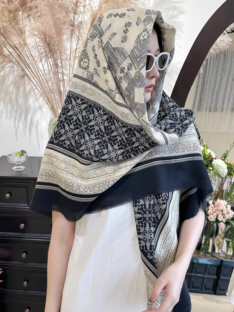 时尚棉麻质感围巾方巾防晒披肩百搭柔软舒适气质款130方巾大牌款