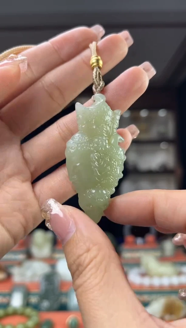 【闪购商品】和田玉颈饰未镶嵌佩佩