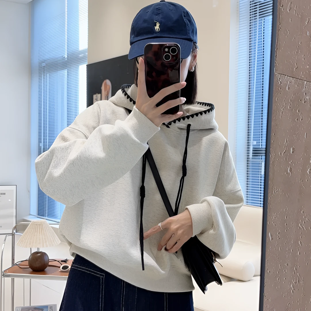 撞色刺绣花边宽松连帽卫衣女2025春季设计感小个子短款卫衣外套