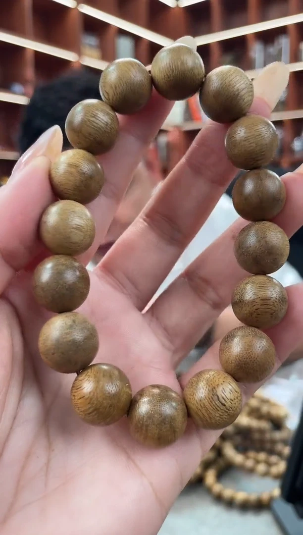沉香手串38号菩萨棋多样性发一条