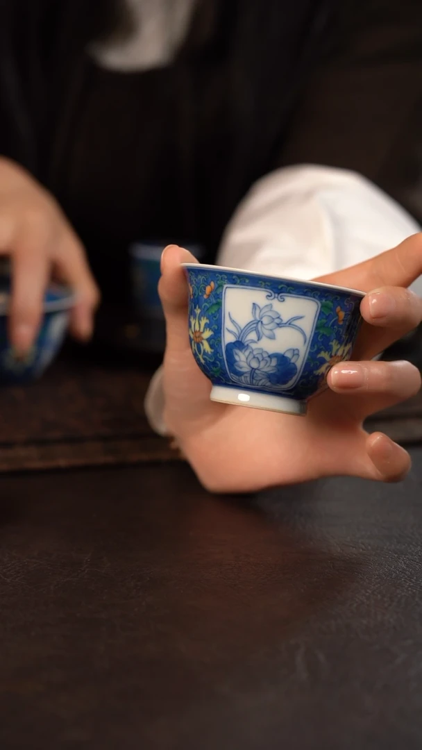【闪购商品】杯聚澜堂斗彩宝相花卉大撇口杯