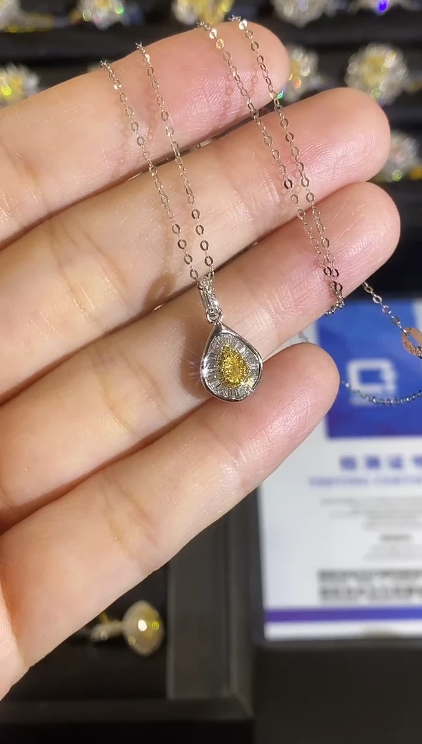 18K金镶嵌项链钻石03