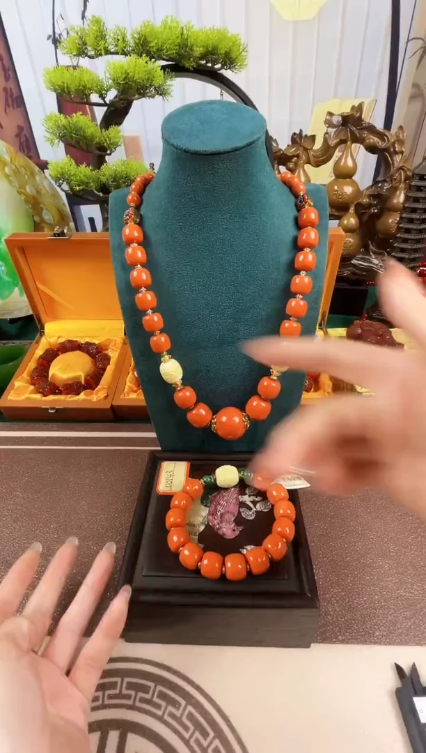 手链蜜蜡未镶嵌【闪购商品】三   姑娘 美姐精品高端饰品