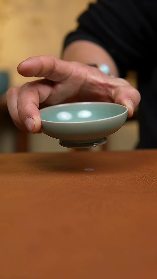 瓷片仿古翡翠绿纯手工普洱杯一级