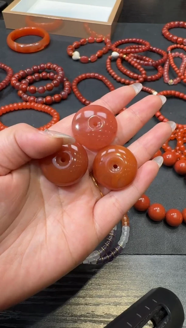 南红玛瑙吊坠多样性一件未镶嵌 S0627-S1008-241