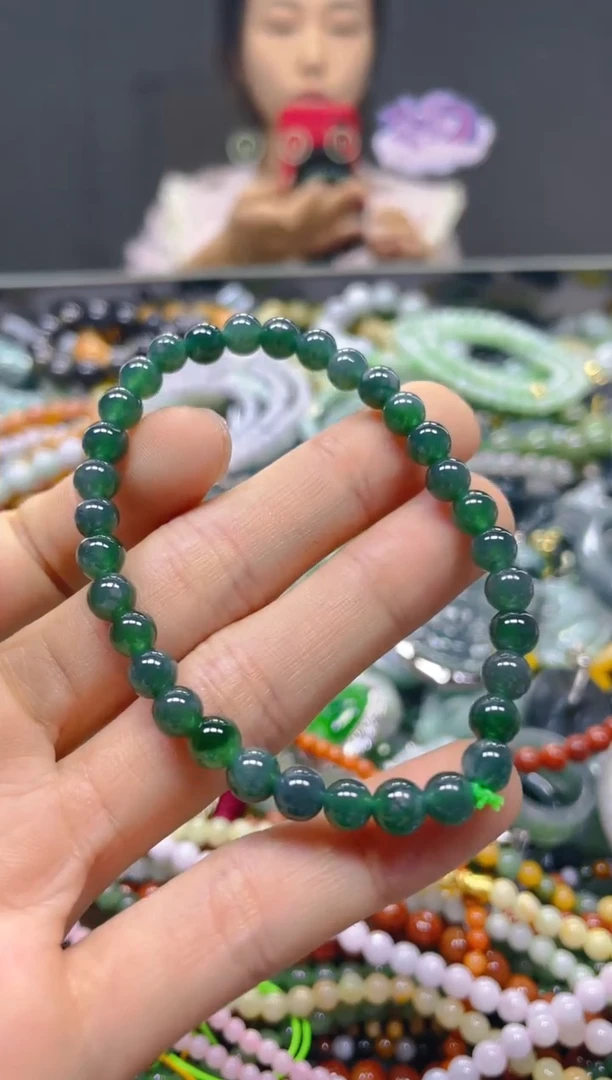 颈饰未镶嵌翡翠5MM/X/翡翠A货，一件也是批发价