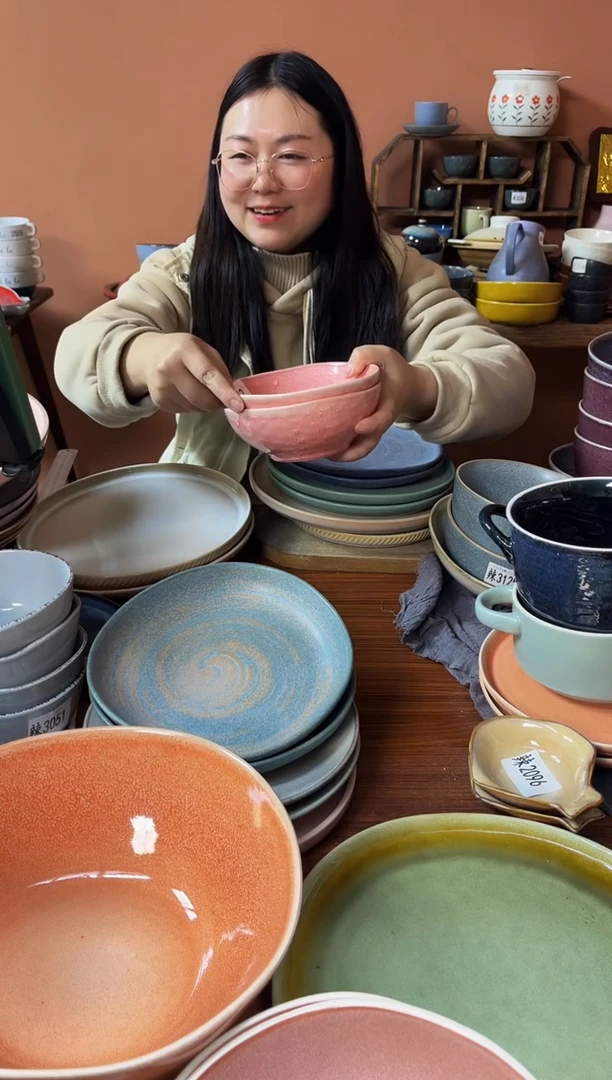 【闪购商品】碗X412  陶瓷粉色异形碗两个