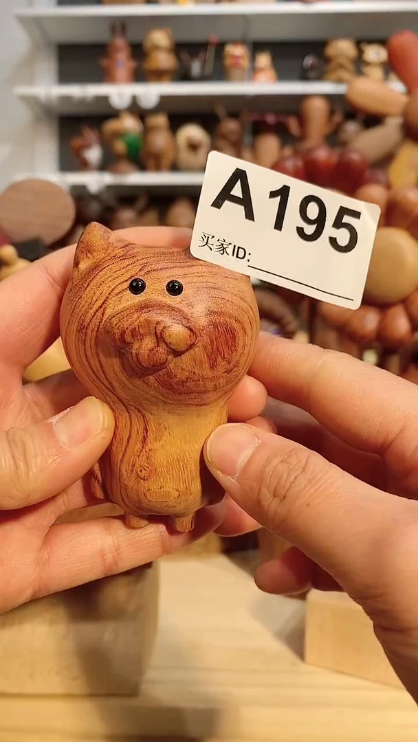 【闪购商品】木木雕摆件可爱卡通