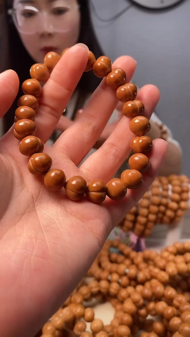 手串猴头核桃贾*Q奶油屁桃全品15+