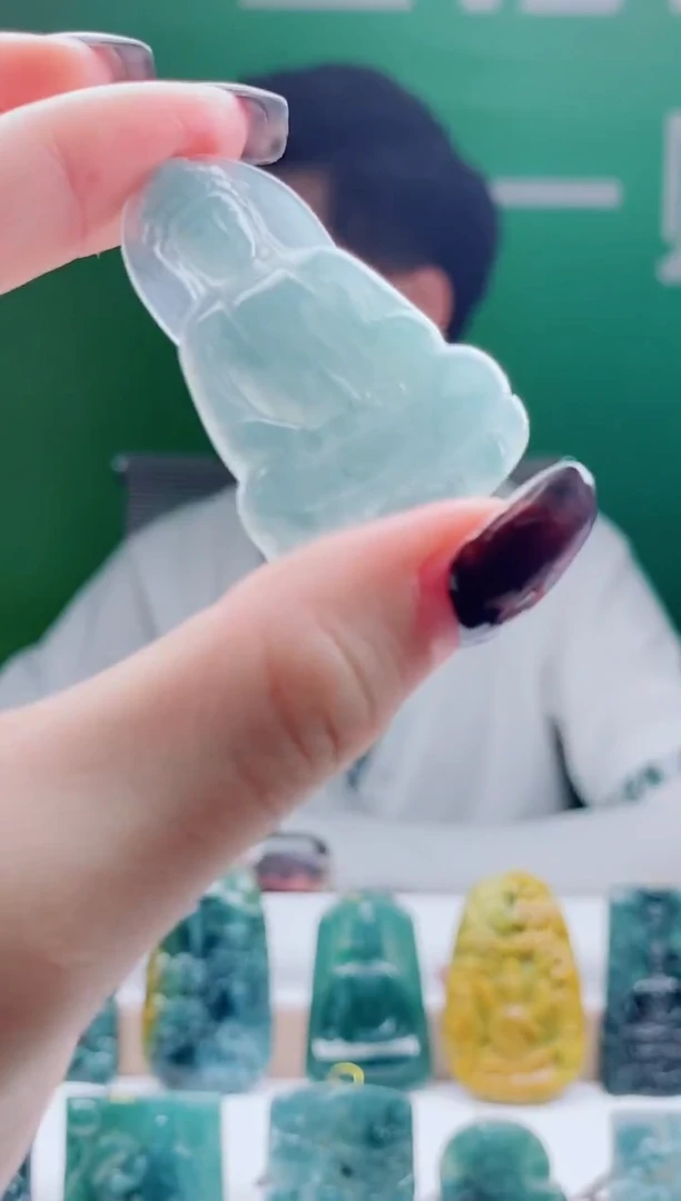 颈饰未镶嵌翡翠多样式发货一件发货