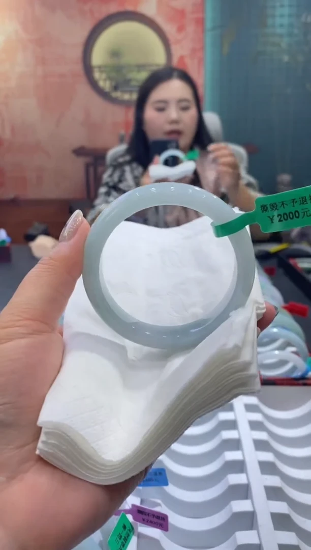 未镶嵌手镯翡翠多人00010936