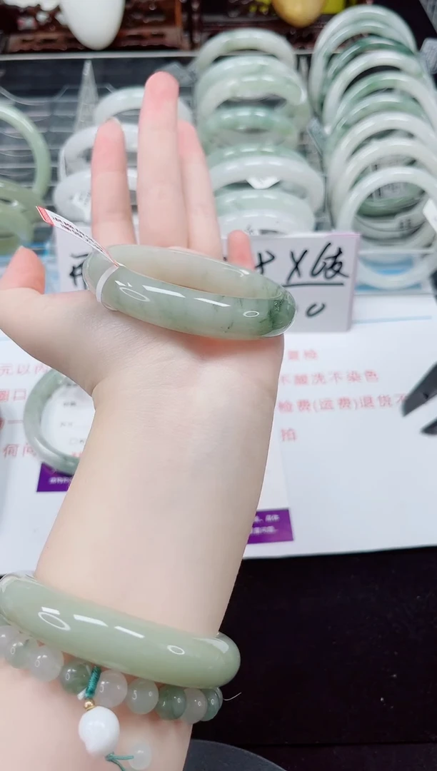 未镶嵌手镯石英质玉69-55/56
