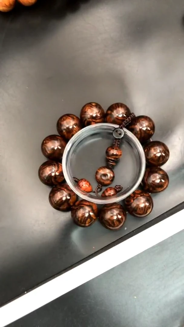 手串/手链黄花梨/降香黄檀挑**来海黄野生紫油2.0蝴蝶纹精串