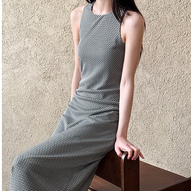 法式复古气质无袖连衣裙裙子女2025新款收腰显瘦格纹长裙修身长款