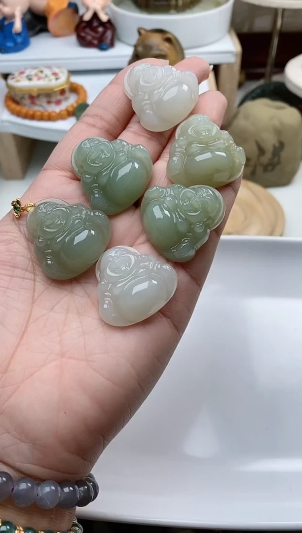 【闪购商品】和田玉吊坠(不含链)未镶嵌A6多样性发其一