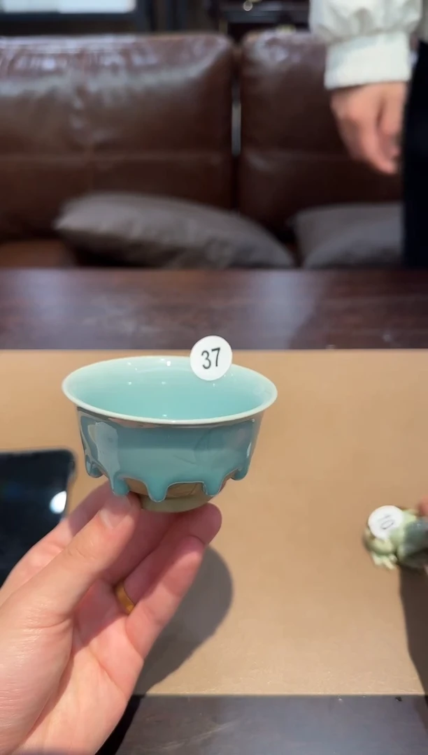 嘟*皮37窑承青瓷树叶釉泪杯
