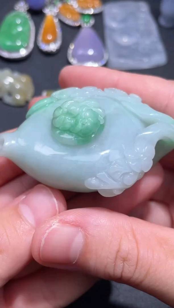 未镶嵌把件翡翠9.......