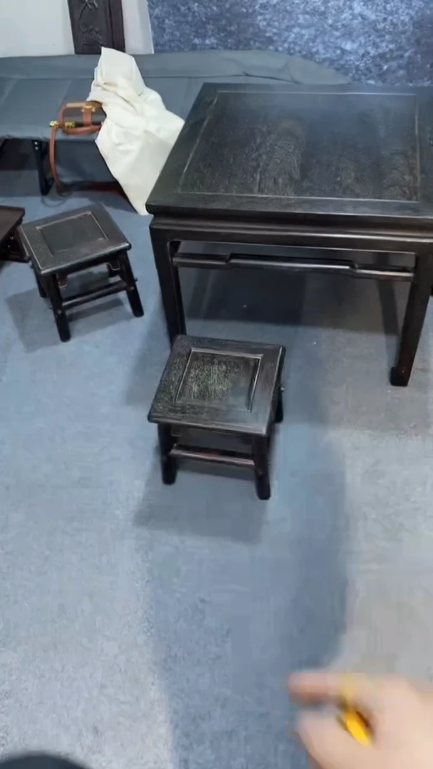木沉*紫檀雕刻一物一拍