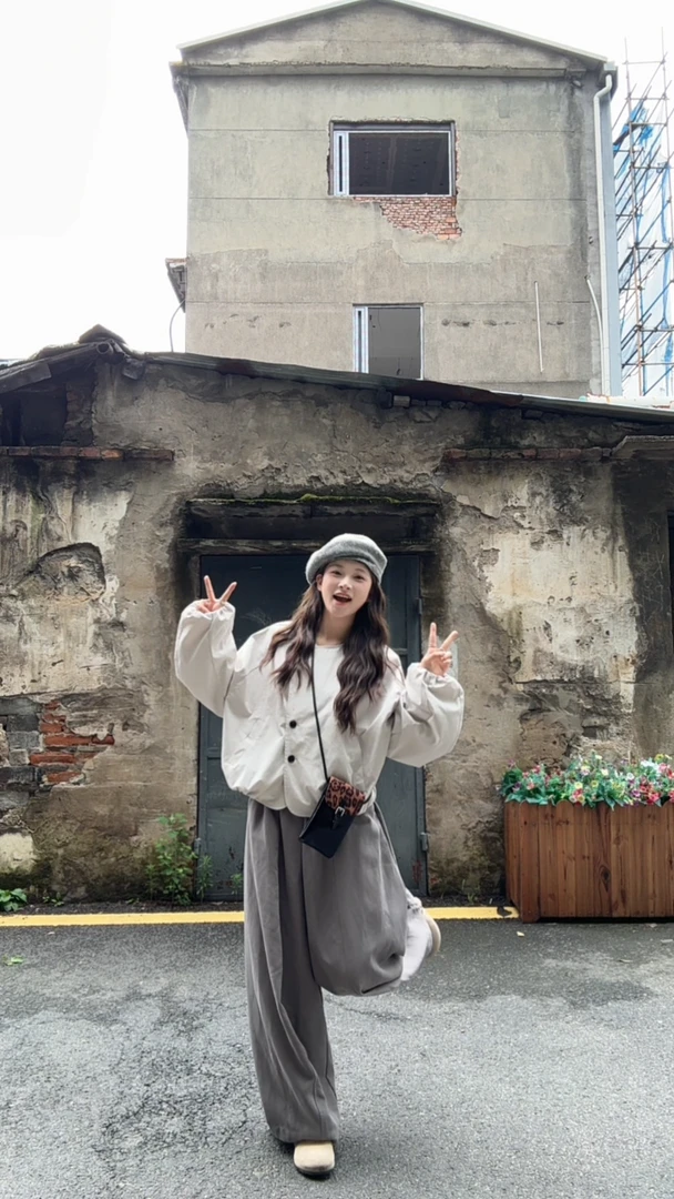 慵懒松弛感穿搭一整套小众设计感宽松夹克外套阔腿休闲裤两件套女