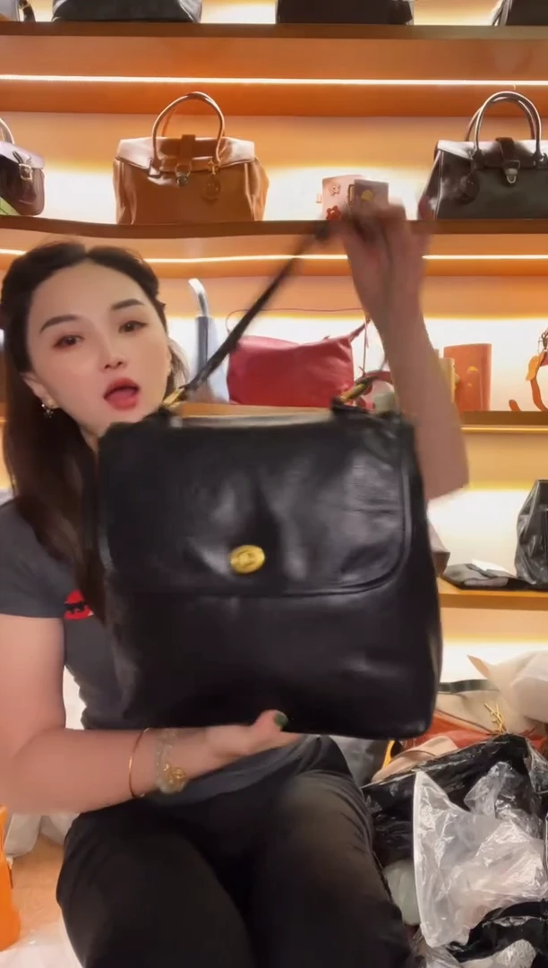 水牛皮（革）  高端订制时尚百搭女士手提斜跨包