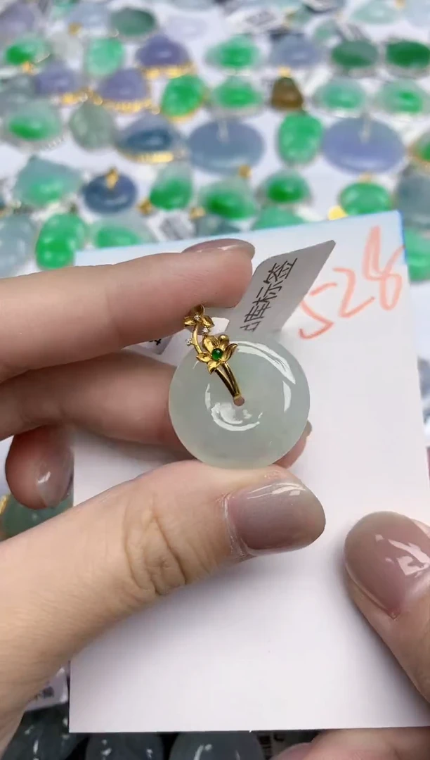 【闪购商品】翡翠挂件18K金镶嵌天然翡翠A货