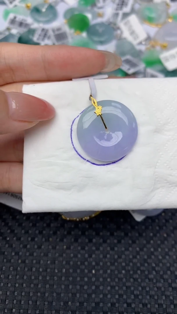 翡翠18K金镶嵌颈饰天然翡翠a货