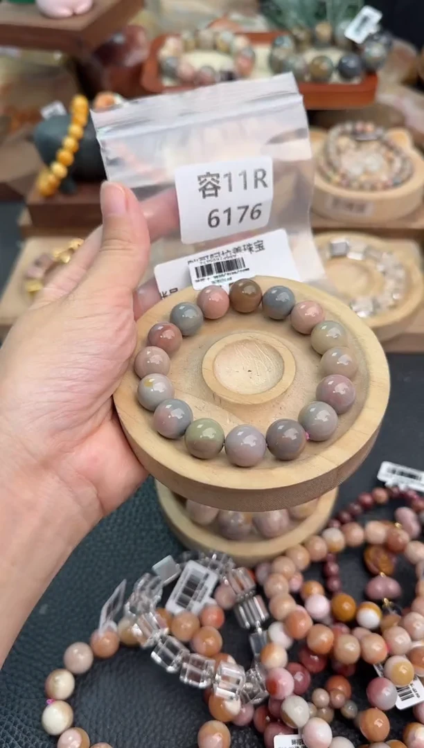 石英质玉手链未镶嵌ℳ****╰11R6176