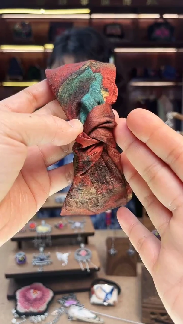 【闪购商品】织绣A02黔东南苗族刺绣