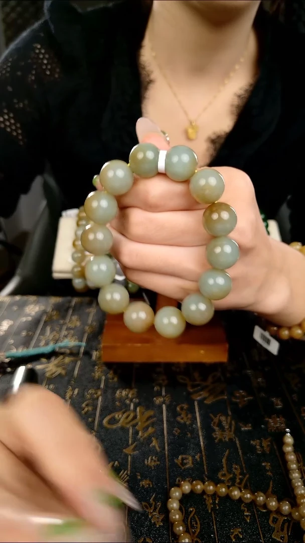 颈饰未镶嵌和田玉和田玉手串拍一发一所见即所得