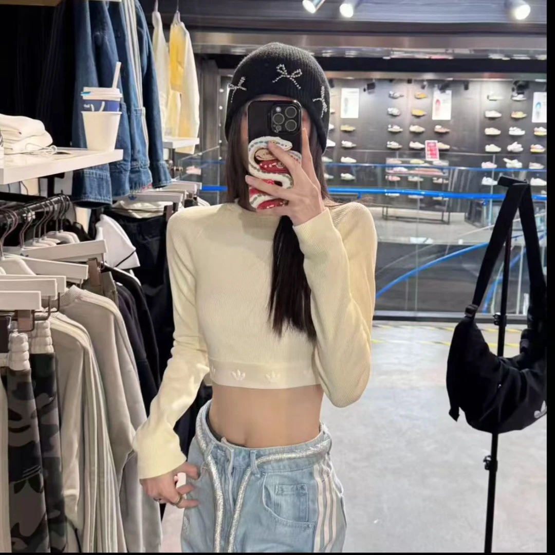 adidas/阿迪达斯三叶草女款水洗系列短款运动长袖圆领T恤 JD0013