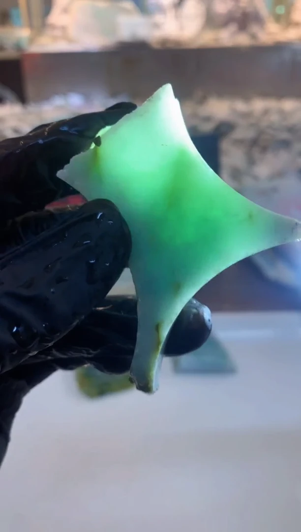 翡翠未镶嵌颈饰0朗0翡翠珠宝441